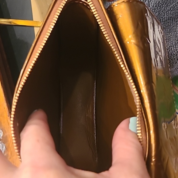 LOUIS VUITTON VINTAGE 2001 RARE FIND MONOGRAM VERNIS MOTT BAG NO LONGER PRODUCED - Picture 14 of 17